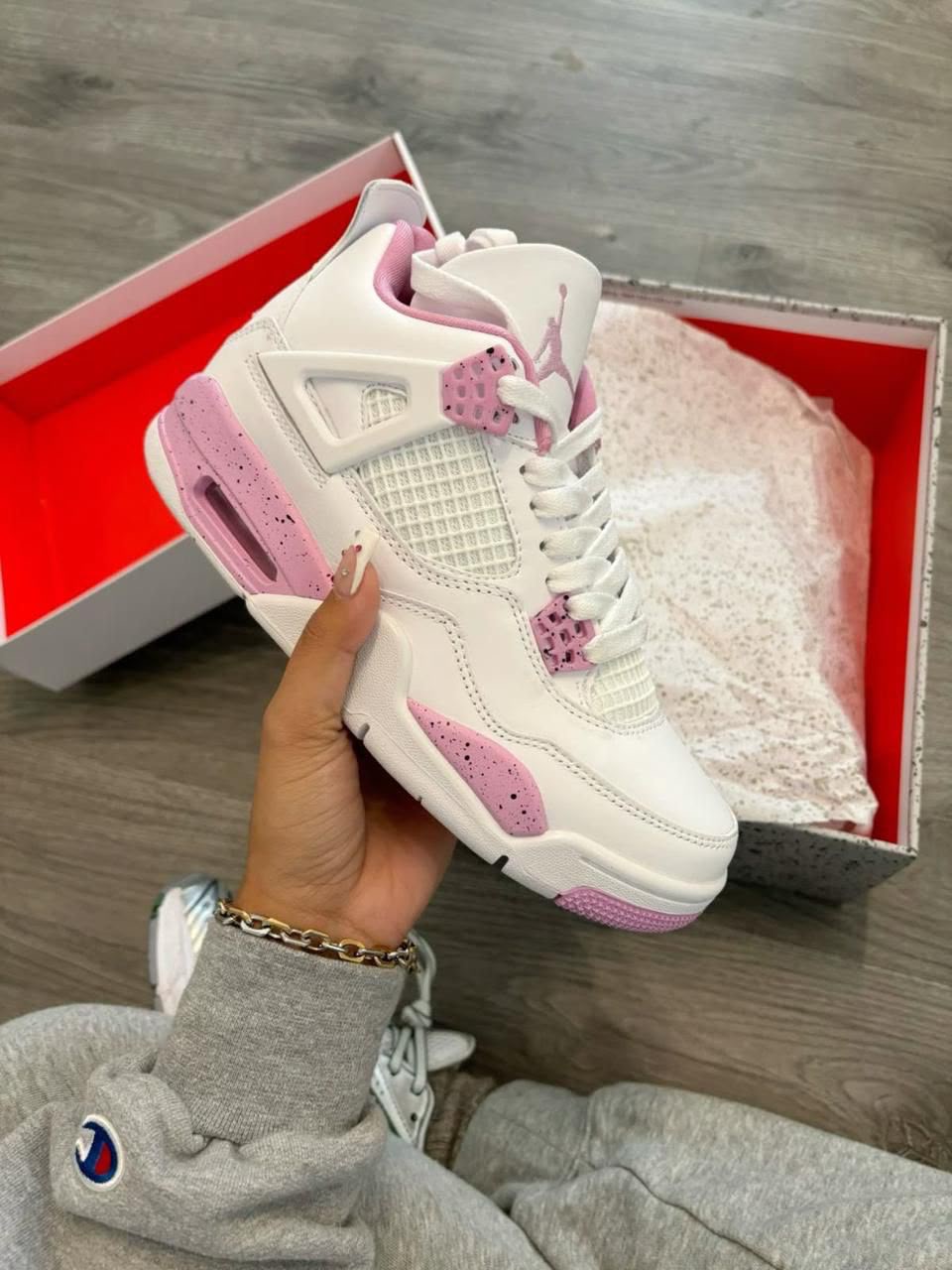 Air Jordan 4 Pink Oreo